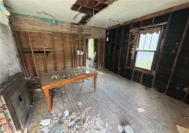 Photo 3 of Single family home for sale at 7 Ridge St, Brownsville, PA 15417 | MLS# 1770132 | Listing updated on 2026-08-17