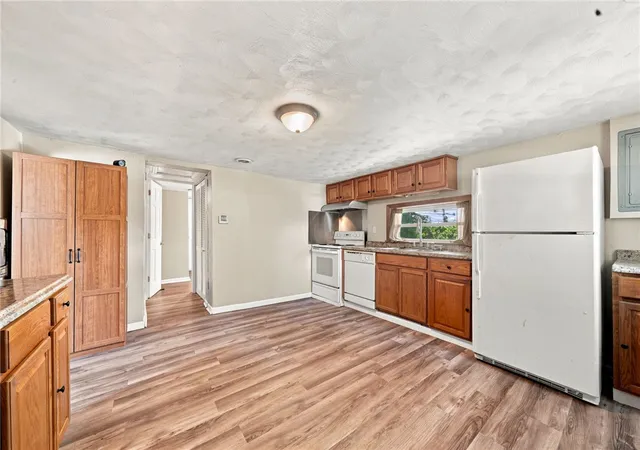 Photo 3 of Single family home for sale at 2521 Portland St, Hempfield Twp, PA 15634 | MLS# 1770126 | Listing updated on 2026-08-25