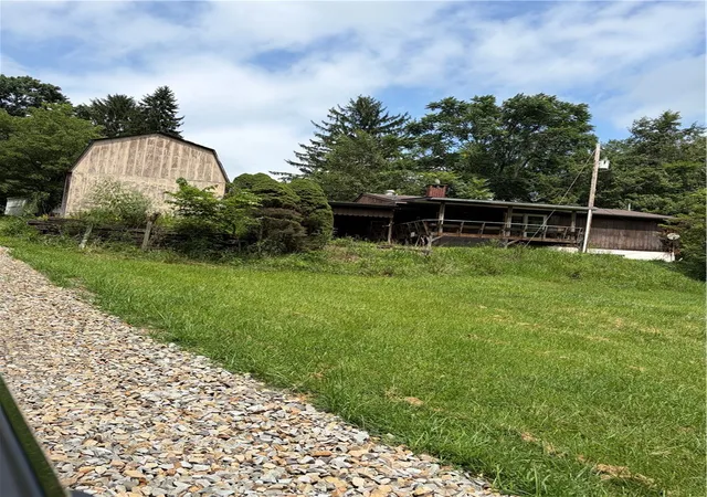 Photo 1 of Manufactured home for sale at 510 Perry, Belle Vernon, PA 15012 | MLS# 1770074 | Listing updated on 2026-08-20