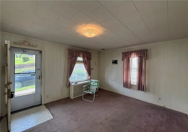 Photo 3 of Sale Pending at 808 Meadow Ave, Charleroi Boro, PA 15022 | MLS# 1769874 | Listing updated on 2026-08-20