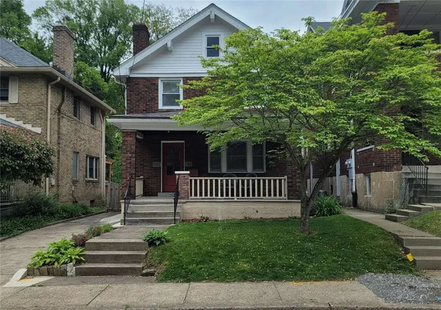 Photo 1 of Single family home for sale at 319 Carnegie Pl, Point Breeze, PA 15208 | MLS# 1770208 | Listing updated on 2026-08-22