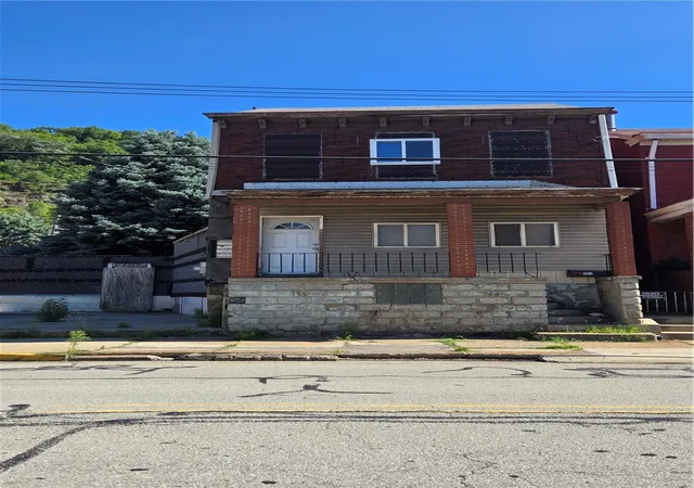 Photo 1 of Multi family home for sale at 102 N Main St, Sharpsburg, PA 15215 | MLS# 1770214 | Listing updated on 2026-08-17