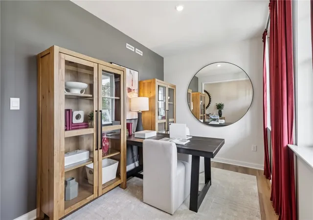 Photo 4 of Single family home for sale at 229 Rolling Ml Ln, Jefferson Hills, PA 15332 | MLS# 1770211 | Listing updated on 2026-08-17