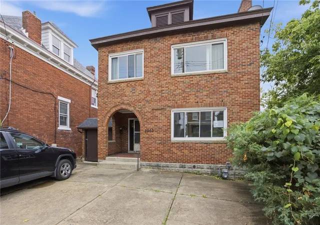 Photo 2 of Multi family home for sale at 2960 Churchview Ave, Brentwood, PA 15227 | MLS# 1770237 | Listing updated on 2026-08-19