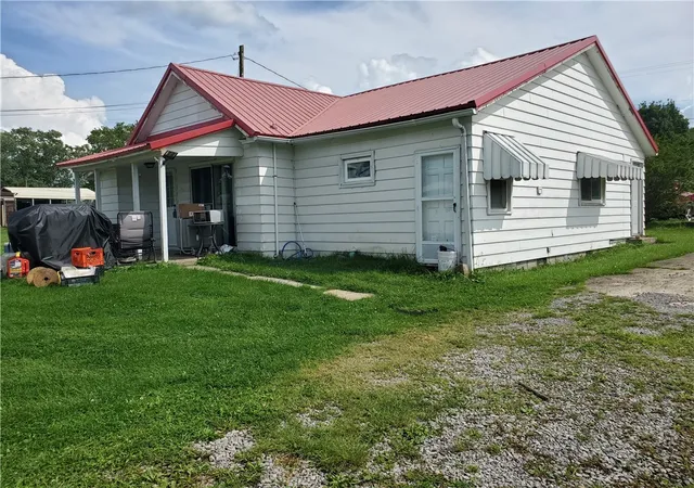 Photo 2 of Sale Pending at 11816 State Route 85, Rayburn Twp, PA 16201 | MLS# 1770117 | Listing updated on 2026-08-28