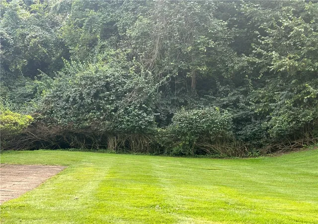 Photo 18 of Single family home for sale at 1820 Greenock Buena Vista Rd, Elizabeth Twp/Boro, PA 15135 | MLS# 1770272 | Listing updated on 2026-09-16