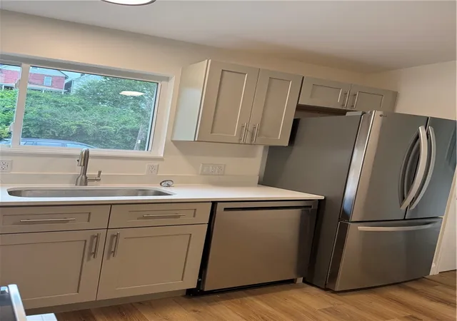 Photo 5 of Townhouse for sale at 207 Rankin Blvd, Braddock, PA 15104 | MLS# 1770276 | Listing updated on 2026-08-26