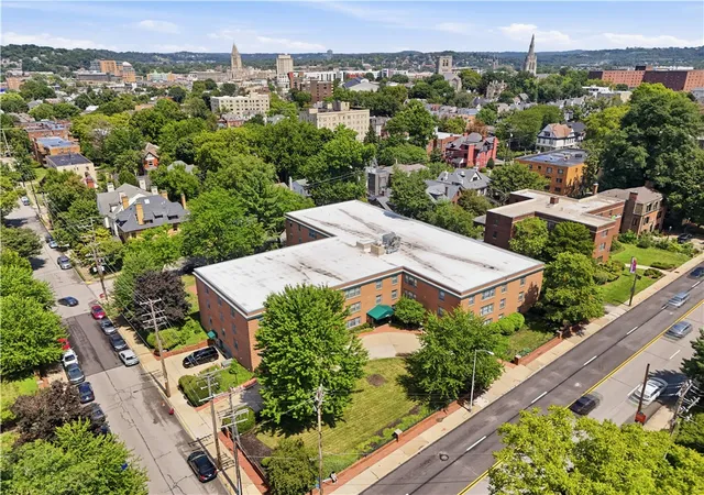 Photo 2 of Condo for sale at 5903 5th Avenue #301B, Shadyside, PA 15232 | MLS# 1770266 | Listing updated on 2026-08-18