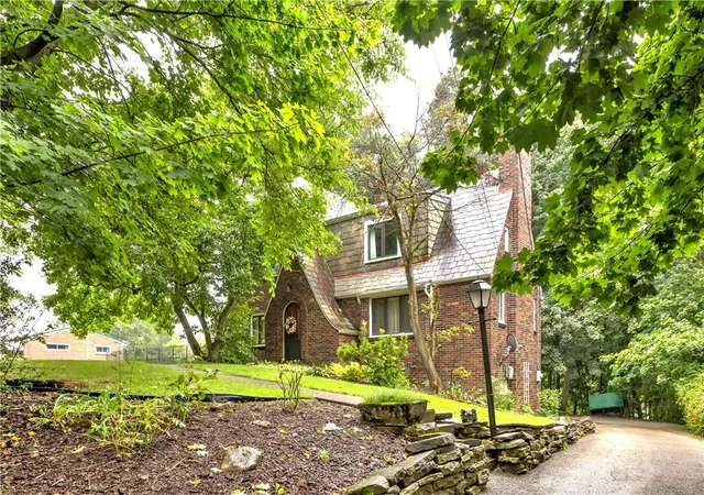 Photo 2 of Sale Pending at 148 E Fairview Ave, Mc Candless, PA 15237 | MLS# 1770127 | Listing updated on 2026-08-24