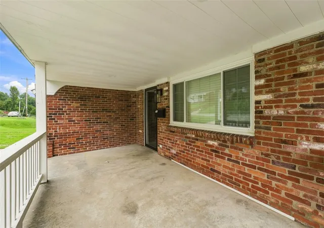 Photo 3 of Single family home for sale at 779 Darlington St, Collier Twp, PA 15106 | MLS# 1770278 | Listing updated on 2026-08-30