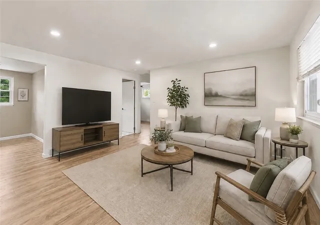 Photo 4 of Single family home for sale at 779 Darlington St, Collier Twp, PA 15106 | MLS# 1770278 | Listing updated on 2026-08-30
