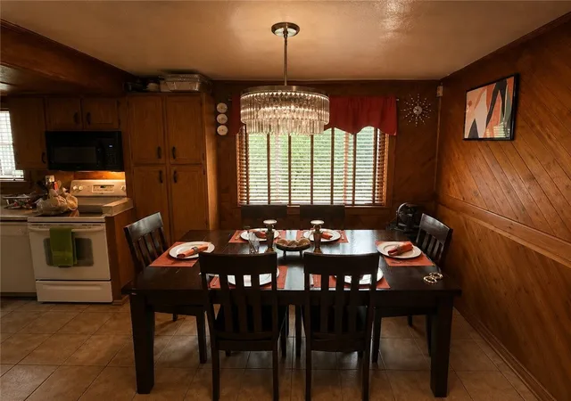 Photo 3 of Single family home for sale at 237 Saylong Dr, Penn Hills, PA 15235 | MLS# 1770299 | Listing updated on 2026-10-06