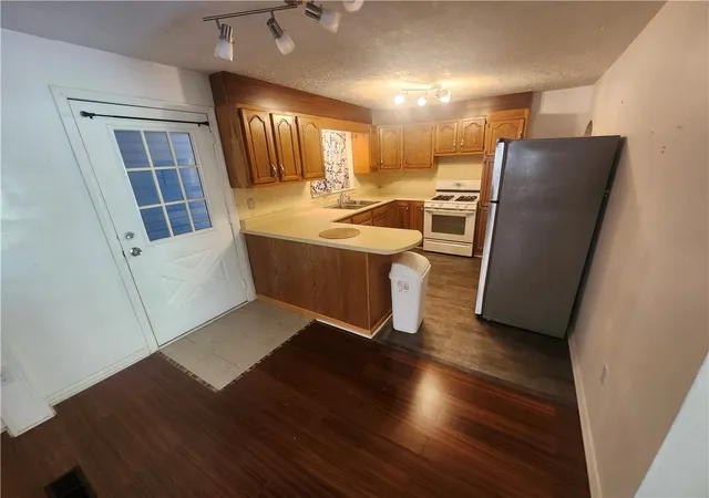 Photo 3 of Single family home for sale at 147 Georgetown Rd, South Beaver Twp, PA 15010 | MLS# 1770335 | Listing updated on 2026-08-18