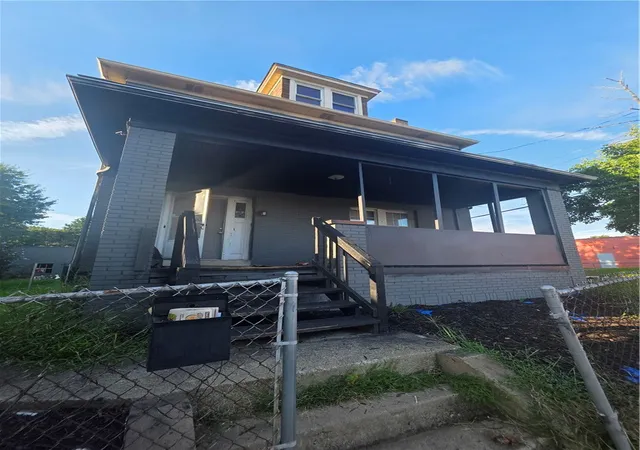 Photo 2 of Single family home for sale at 1200 Superior Ave, Marshall Shadeland, PA 15212 | MLS# 1769504 | Listing updated on 2026-08-24