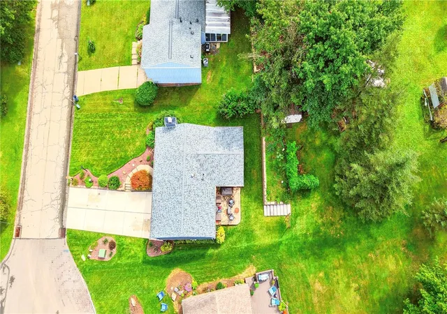 Photo 22 of Single family home for sale at 1909 Michren Cir, South Park, PA 15129 | MLS# 1770364 | Listing updated on 2026-08-27