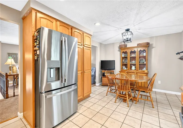 Photo 4 of Single family home for sale at 1909 Michren Cir, South Park, PA 15129 | MLS# 1770364 | Listing updated on 2026-08-27