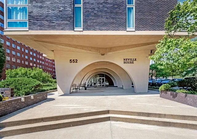 Listing Photo 3 - Condo for sale in building located at 552 N Neville Ave, Oakland, PA 15213 - Unit #93