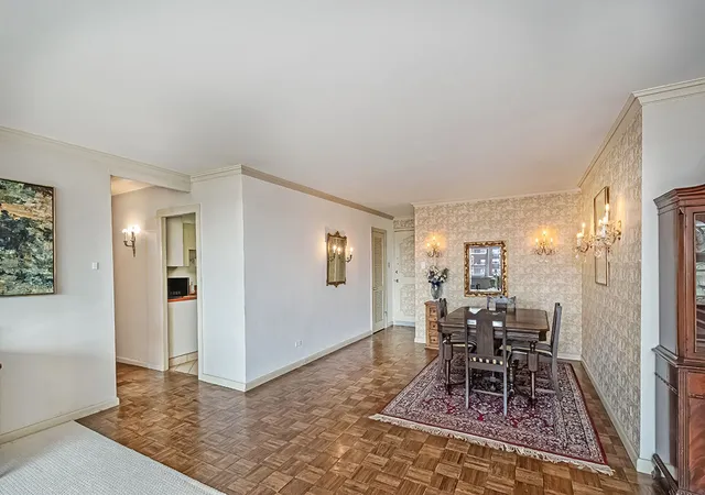 Listing Photo 5 - Condo for sale in building located at 552 N Neville Ave, Oakland, PA 15213 - Unit #93