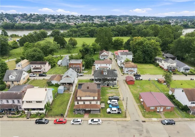 Photo 3 of Condo for sale at 902 904 Front St, East Deer, PA 15030 | MLS# 1770418 | Listing updated on 2026-09-17