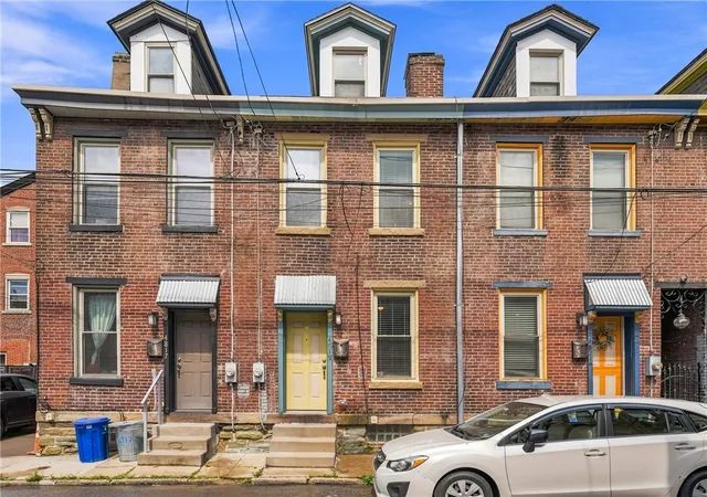 Photo 2 of Sale Pending at 4819 Blackberry Way, Lawrenceville, PA 15201 | MLS# 1770306 | Listing updated on 2026-08-20