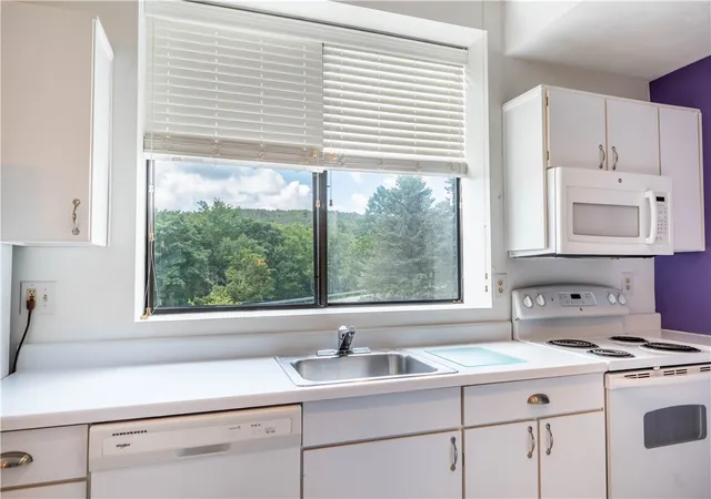 Photo 3 of Condo for sale at 8036 Meadowridge Dr, Seven Springs Resort, PA 15622 | MLS# 1769545 | Listing updated on 2026-08-21