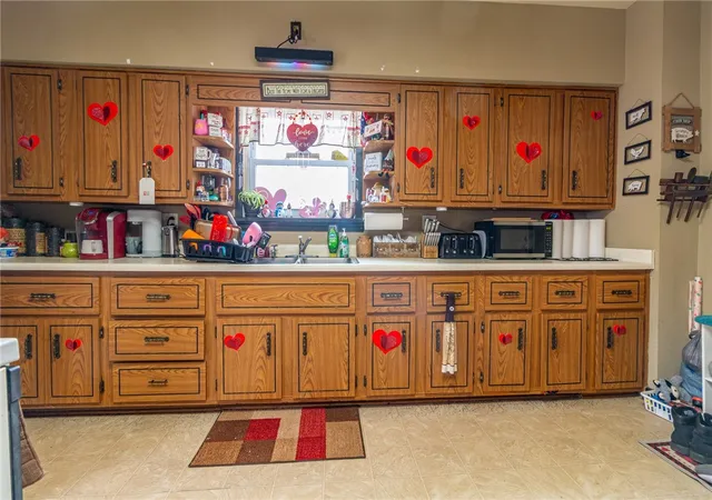 Photo 3 of Single family home for sale at 641 W Newton St, City Of Greensburg, PA 15601 | MLS# 1770435 | Listing updated on 2026-08-19