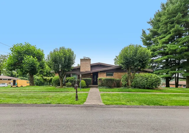 Photo 1 of Sale Pending at 7540 Lynda Dr, North Huntingdon, PA 15642 | MLS# 1770514 | Listing updated on 2026-08-22