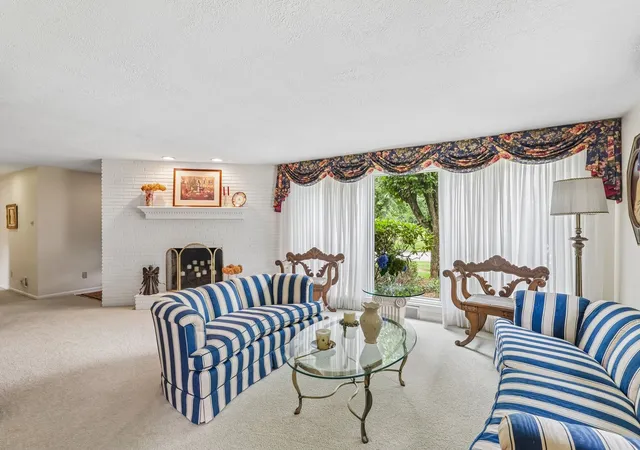Photo 3 of Sale Pending at 7540 Lynda Dr, North Huntingdon, PA 15642 | MLS# 1770514 | Listing updated on 2026-08-22