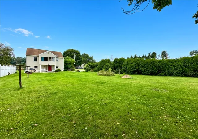 Photo 2 of Single family home for sale at 509 Deemer Ave, Ellport Boro, PA 16117 | MLS# 1770361 | Listing updated on 2026-08-19