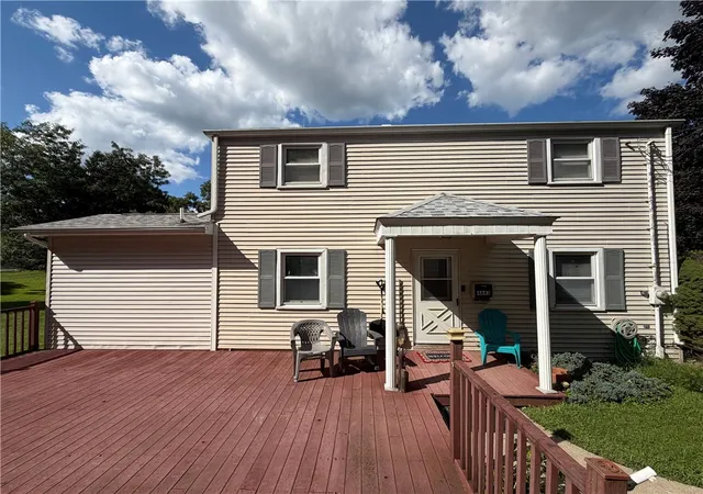Photo 3 of Single family home for sale at 4643 State Route 982, Latrobe, PA 15650 | MLS# 1769492 | Listing updated on 2026-09-15