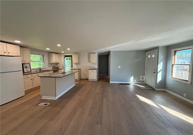 Photo 2 of Single family home for sale at 1285 Old Pulaski Rd, Neshannock Twp, PA 16105 | MLS# 1769606 | Listing updated on 2026-08-19