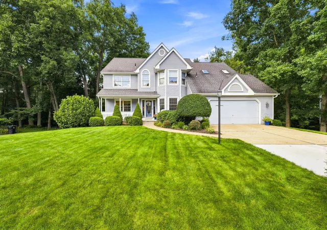 Photo 2 of Single family home for sale at 214 Scarborough Dr, Indiana Twp, PA 15024 | MLS# 1770571 | Listing updated on 2026-08-22