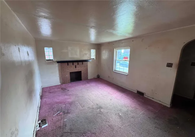 Photo 3 of Sale Pending at 1207 Justine St, Sheraden, PA 15204 | MLS# 1770586 | Listing updated on 2026-08-29