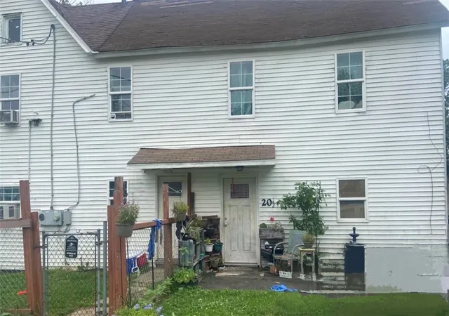 Photo 3 of Single family home for sale at 20 Grant St, Union City Boro, PA 16438 | MLS# 1770363 | Listing updated on 2026-08-19