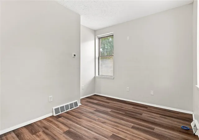 Photo 4 of House for sale at 614 Jacksonia St, Central North Side, PA 15212 | MLS# 1769453 | Listing updated on 2026-09-16
