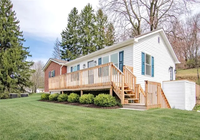 Photo 1 of Single family home for sale at 582 Oneida Valley Rd, Center Twp, PA 16001 | MLS# 1770624 | Listing updated on 2026-08-19
