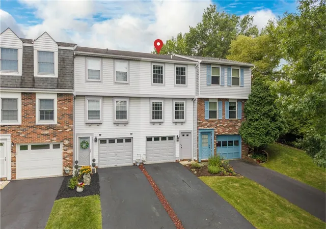 Photo 2 of Sale Pending at 183 W Russets Cir, South Fayette, PA 15017 | MLS# 1770018 | Listing updated on 2026-08-23