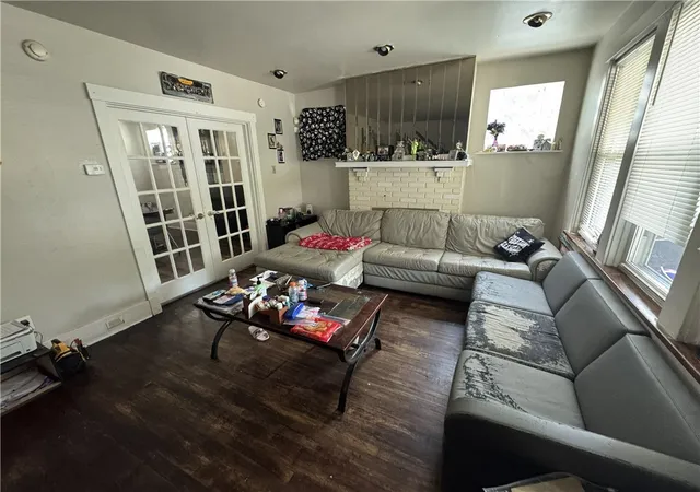 Photo 2 of Single family home for sale at 1372 Traymore Ave, Wilkinsburg, PA 15221 | MLS# 1769913 | Listing updated on 2026-08-19