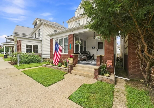 Photo 3 of Single family home for sale at 183 Franklin Ave, Vandergrift, PA 15690 | MLS# 1770551 | Listing updated on 2026-08-25