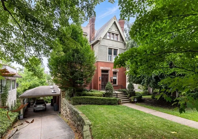 Photo 2 of Single family home for sale at 5131 Ellsworth Ave, Shadyside, PA 15232 | MLS# 1770668 | Listing updated on 2026-08-23