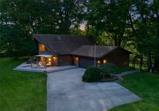 Photo 4 of Single family home for sale at 331 Fullerton Rd, North Beaver Twp, PA 16120 | MLS# 1770686 | Listing updated on 2026-08-24