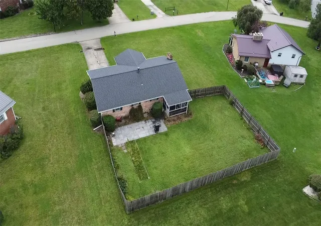 Photo 3 of Sale Pending at 302 Virginia Cir, South Union Twp, PA 15401 | MLS# 1770377 | Listing updated on 2026-08-22