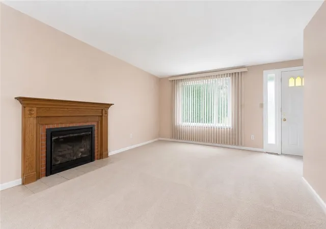 Photo 4 of Single family home for sale at 129 Dwellington Dr, Middlesex Twp, PA 16059 | MLS# 1770603 | Listing updated on 2026-08-29