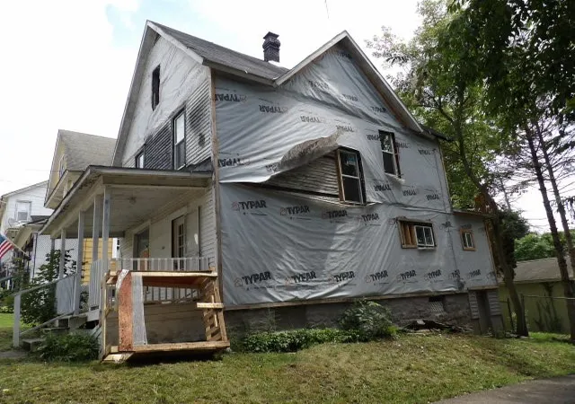 Photo 3 of Single family home for sale at 309 Seely Ave, Oil City, PA 16301 | MLS# 1770703 | Listing updated on 2026-08-20