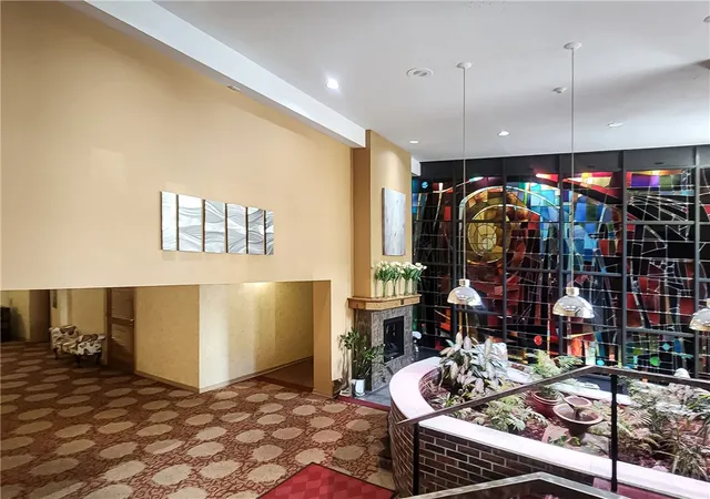 Photo 3 of Condo for sale at 5 Bayard Rd #412, Shadyside, PA 15213 | MLS# 1769556 | Listing updated on 2026-08-20
