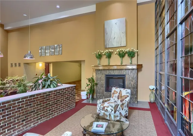 Photo 4 of Condo for sale at 5 Bayard Rd #412, Shadyside, PA 15213 | MLS# 1769556 | Listing updated on 2026-08-20
