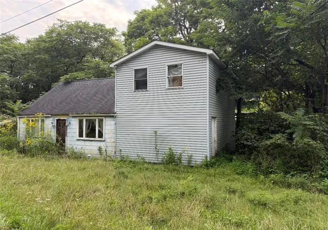 Photo 3 of Single family home for sale at 202 Clark, Saltsburg Area, PA 15681 | MLS# 1770039 | Listing updated on 2026-10-03
