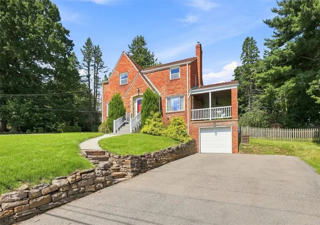 Photo 3 of Single family home for sale at 201 Broughton Rd, Bethel Park, PA 15102 | MLS# 1770709 | Listing updated on 2026-09-19
