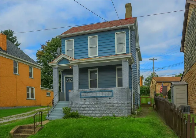 Photo 3 of Single family home for sale at 216 Republic St, Mt Washington, PA 15211 | MLS# 1770512 | Listing updated on 2026-08-20