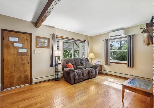 Photo 4 of Single family home for sale at 401 Winfield Rd, Winfield Twp, PA 16023 | MLS# 1770739 | Listing updated on 2026-09-23